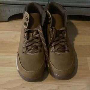 Men's Brown Hiking Boots